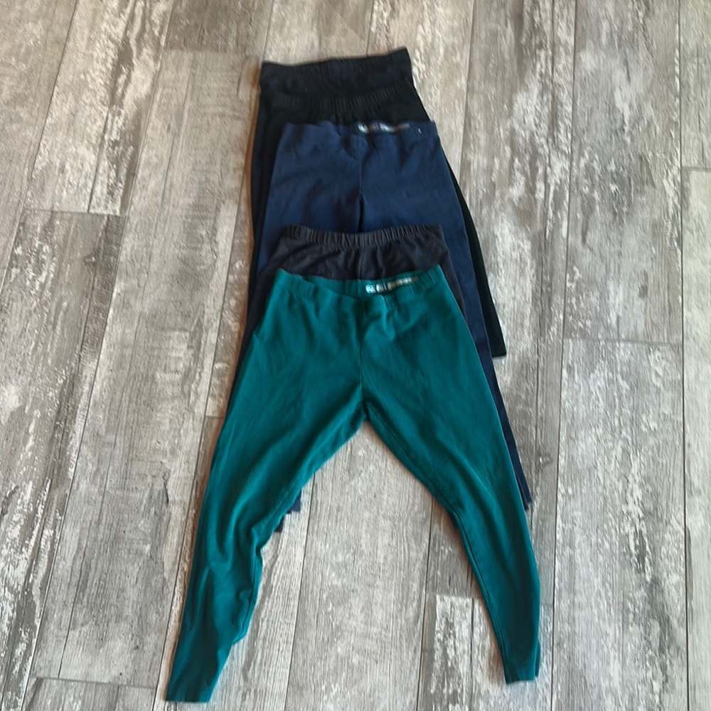 5 pairs of size 10/12 kids leggings